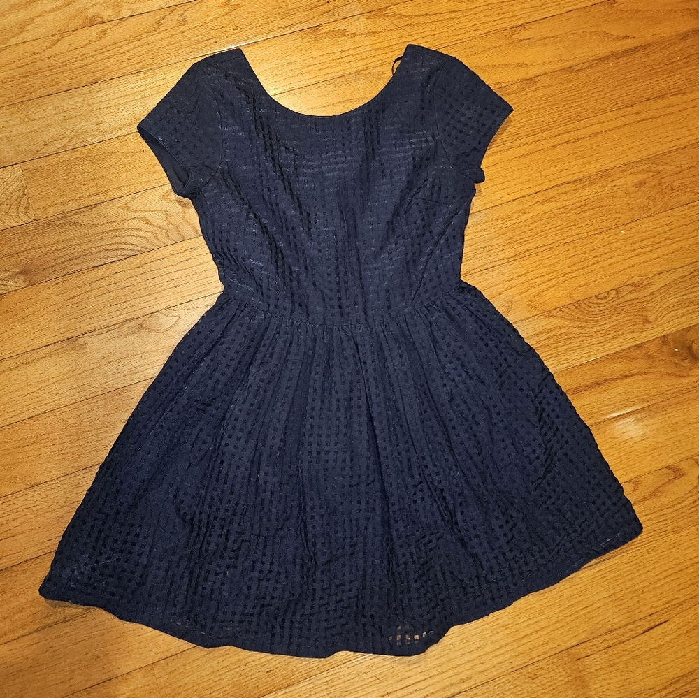 Forever 21 Dress. Size: small. Navy blue